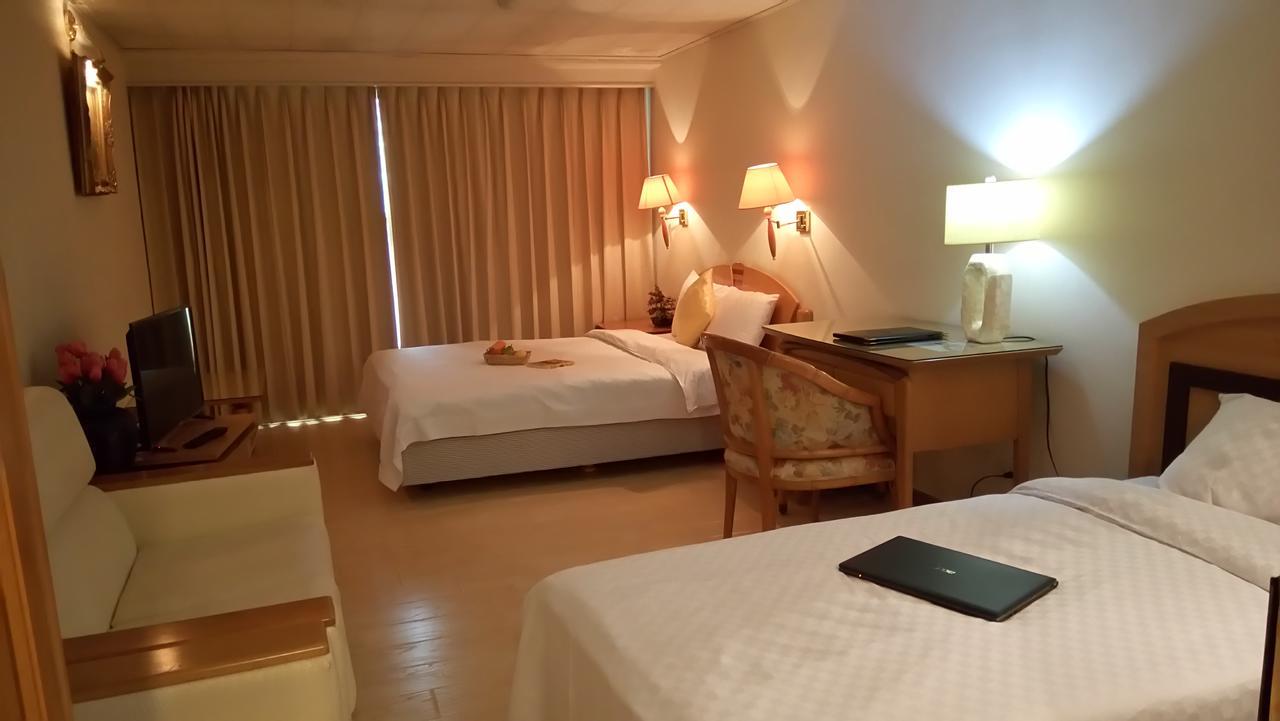 Berkeley Business Hotel Zhongzheng Hsinchu Dış mekan fotoğraf