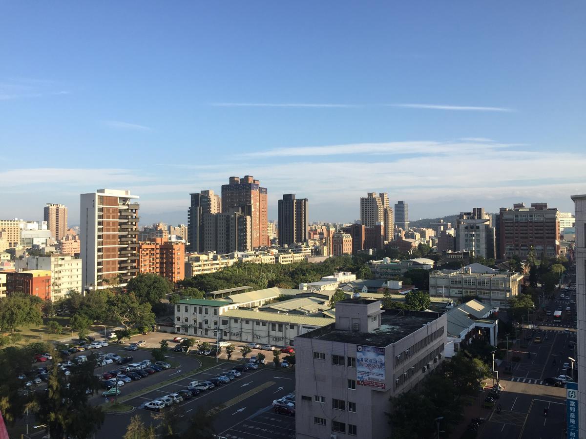 Berkeley Business Hotel Zhongzheng Hsinchu Dış mekan fotoğraf