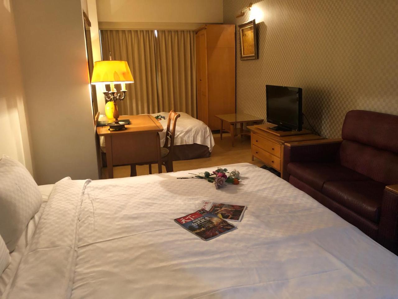 Berkeley Business Hotel Zhongzheng Hsinchu Dış mekan fotoğraf